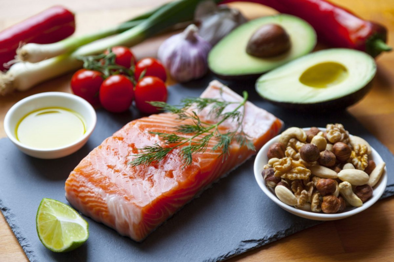 Maisto produktai, kuriuose yra daug sveikų omega-3 riebalų.