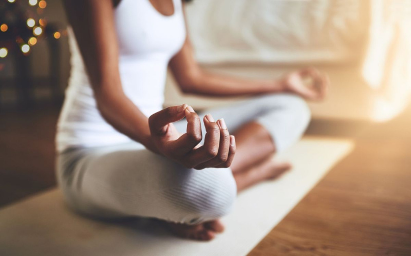 6 Benefícios da meditação para a saúde com respaldo científico de 2019