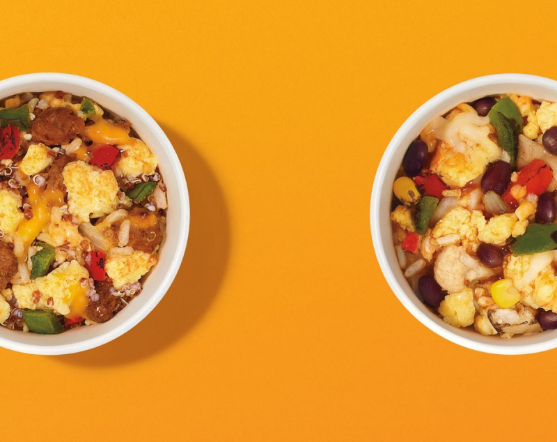 Dunkin' propose de nouveaux bols à burrito pour le petit-déjeuner : voici ce que pensent vraiment les diététistes