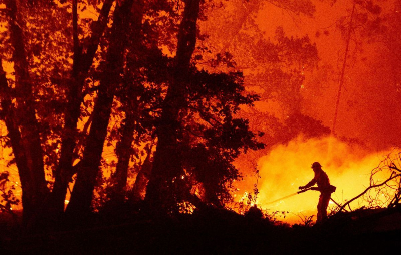 fotos do incêndio florestal da Califórnia oregon